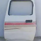 باب سياره غمارتين 2003 خلفي يسار للبيع