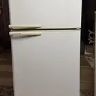 ثلاجه للبيع خط 110 نظيفه مره