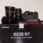 كاميرا كانون R7