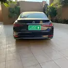 لكزس اي سي 300 ES للتنازل