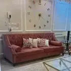 طقم كنب فخم للبيع طراز حديث