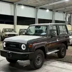 جيب تويوتا ربع ونش 2025 ديزل قير اتوماتيك سلق فل