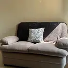 كنب وطاوله استعمال نظيف