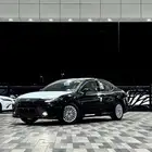 تويوتا كامري اي بلص هايبرد 2025 اسود