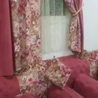 جلسة ظهر حلو قماشها يتحمل عيوبها التكايات يبي لها تصليح