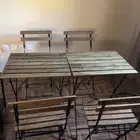 كراسي وطاولات من ايكيا