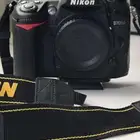نيكون دي 7000 كاميرا احترافية