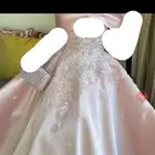فستان ملبوس مرة وحده