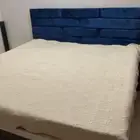 سرير مع مرتبة ودولاب