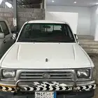 5 سيارات هايلكس غماره وعمارتين ديزل و بس بنزين