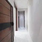 للبيع شقه دور ارضي مداخل مستقلة الموقع مميز