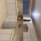 مطبخ الامنيوم نظيف جدا