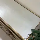 طاوله مدخل قزاز نضيفه جدا السعر 500ريال ونراعي الصامل.