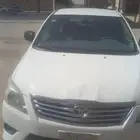 للإيجار سيارة انوفا مع السواق