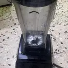 خلاط فيتاميكس 110 واط مع محول لل220