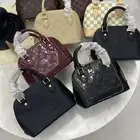 شنط ماركة لويس فيتون مستر كوالتي