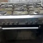 غاز مع فرن للبيع