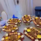 صياني تمر مقادع تمر مع جميع أغراضهم