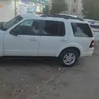 2010 Ford Explorer white