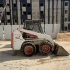 سائق بلدوزر يبحث عن شغل وسايق قلاب يبحث عن شغل وسايق دينه