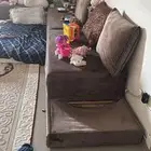 أثاث نضيف ومجلس ضيوف يسع 15 أستخدام عريس