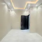 شقه بلاطه جديده عوايل في جيزان السويس