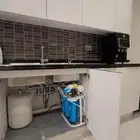 برادة ماء مع فلاتر المياه للمنزل بالداخل