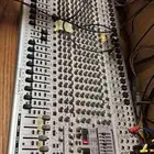 سماعات وميكسر وسيوف للايجار