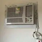مكيف شباك حجم 24 حار بارد نظيف وكاله