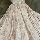 فستان ملكة فخم وفستان زفاف كلاسيك