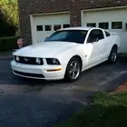 أبحث عن موستنج GT 2005 2009