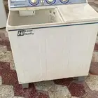 غساله سانيو القديمه