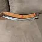 جنبيه مبروقه تاقف على حدها
