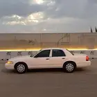 للبيع فورد كراون فكتوريا
