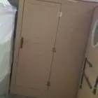 صنادق وحمامات