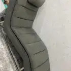 كرسي استرخاء بحالة جيدة