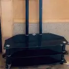 طاولة تلفزيون للبيع