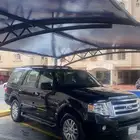 سيارة فورد نظيف