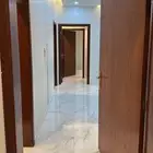 شقة 4 غرف للإيجار في الواحة