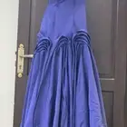 فستان للبيع