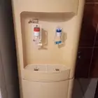 براد ماء بحالة جيدة