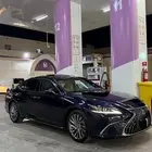 للبيع لكزس ES 2022 بحاله الوكاله