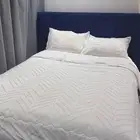 سرير ومرتبه وتسريحه وكمدينه