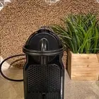 آلة قهوة ماركة ( نسبريسو )