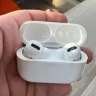 سماعة ابل نظيفة apple