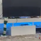 شاشه للبيع مع الطاوله