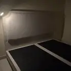 سرير 200في 200 شبه جديد