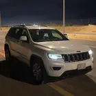 جيب جراند شيروكي لاريدو 2017