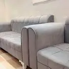 كنب خمس قطع مع طاوله صغيره له