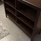 طاولة تلفزيون للبيع